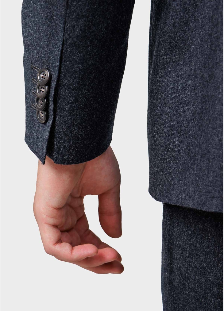 Suit