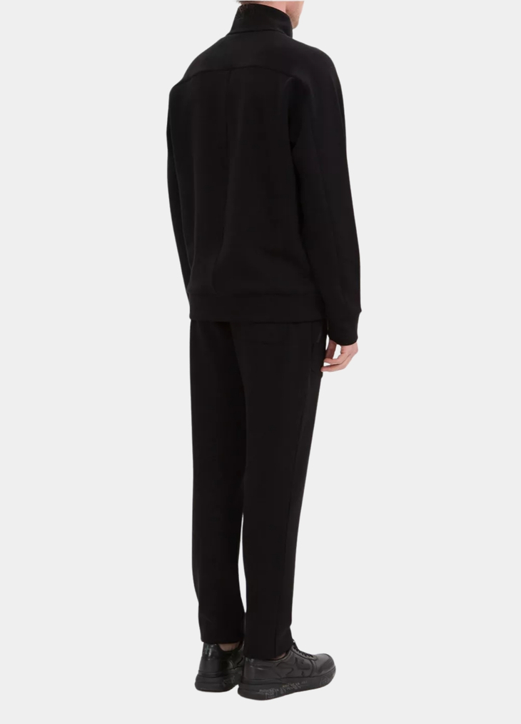 Suit